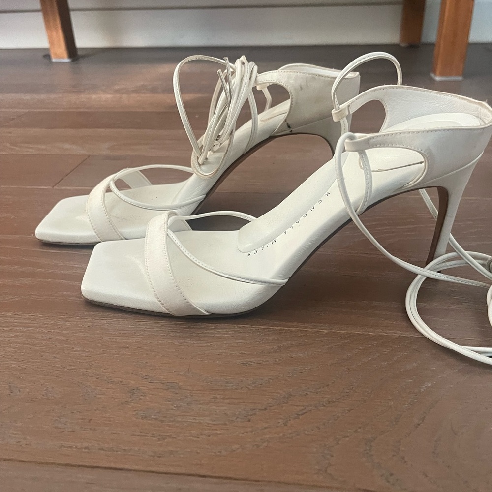 Women's Ankle-Tie Strappy Heels in Off-White
